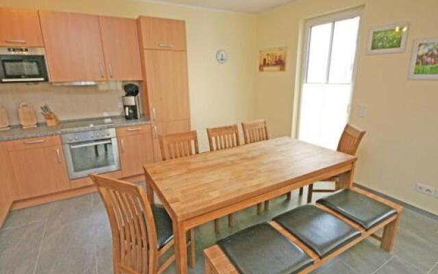 Villa Annika - Ferienwohnung 10 mit Westbalkon