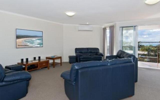 TOPVIEWS - 15Second Av BH