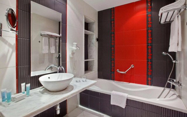 Hilton Alexandria Green Plaza