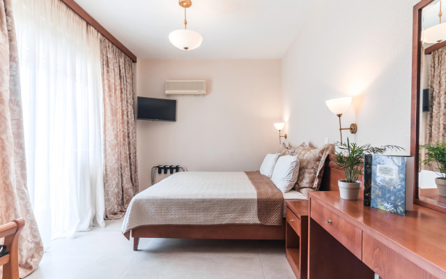 Alkyonis Hotel