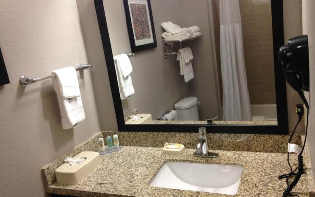 Quality Inn & Suites