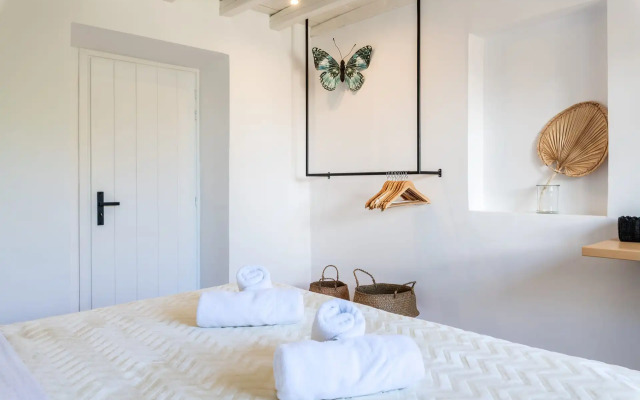 Yalos Mykonos 4 Bedroom Luxury Home Ornos