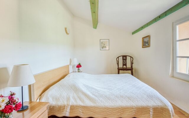 The Awning Housecosy Holiday Home in Rustrel With Swimming Pool