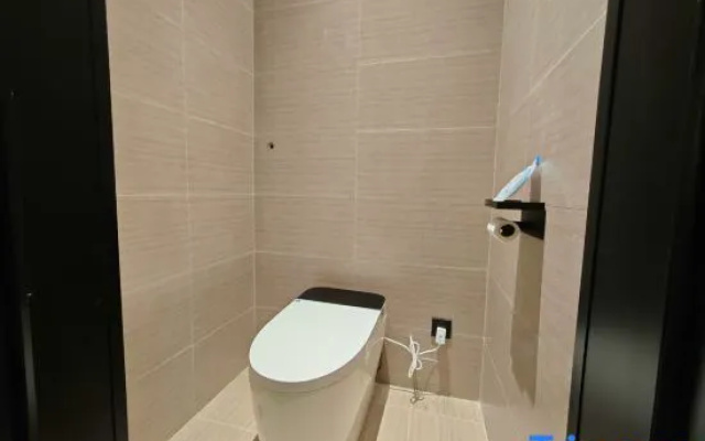 Yiyun Meisu (Xinyang High-speed Railway East Station) – Bathroom – Xinyang