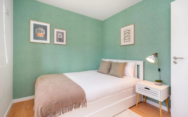 WHome Riverside View Premium Apartment w/ AC & Terrace