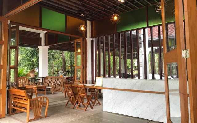 Tak Andaman Resort & Hotel