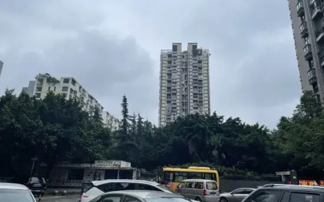 Tianyi Hotel (Chongqing Auto Expo Center Jinyu Subway Station Branch)