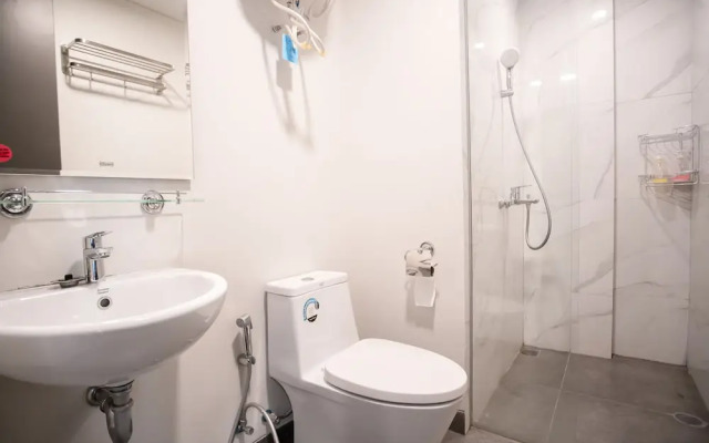 Palam Mansion at One Residence Apartment