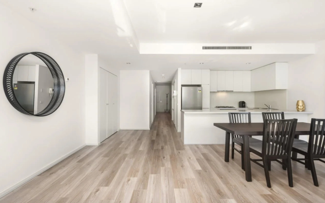 Melbourne Holiday Apartments Flinders Wharf