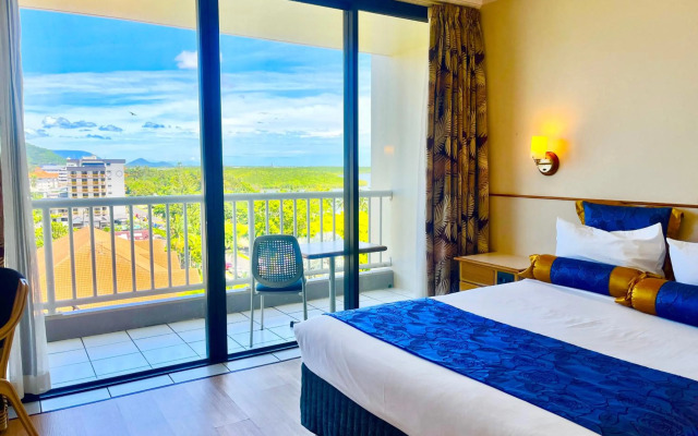 Acacia Court Hotel