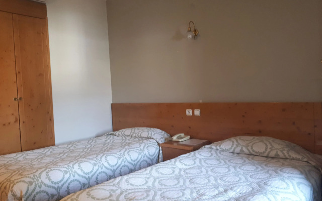 Onder Otel