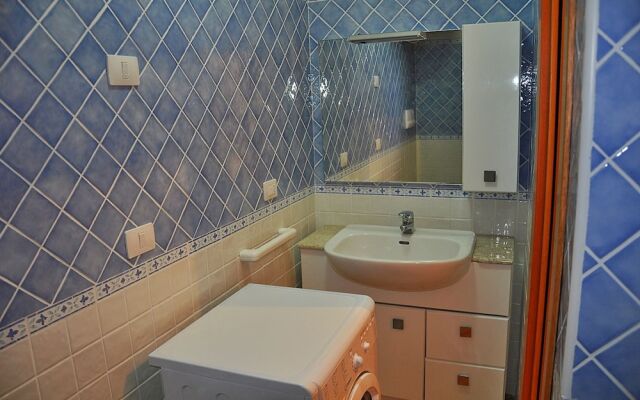 Apartment Sleeps 6 Baia Santa Reparata