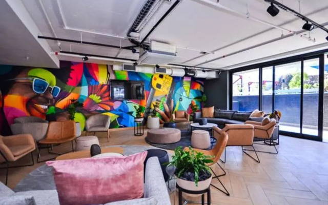 Luxury Living in Sleek Studio