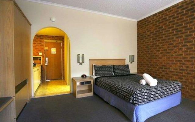 Quality Hotel Melbourne Airport