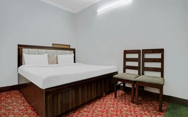 OYO 80655 Hotel Signature View