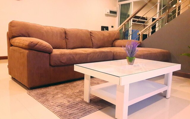 Vacato House