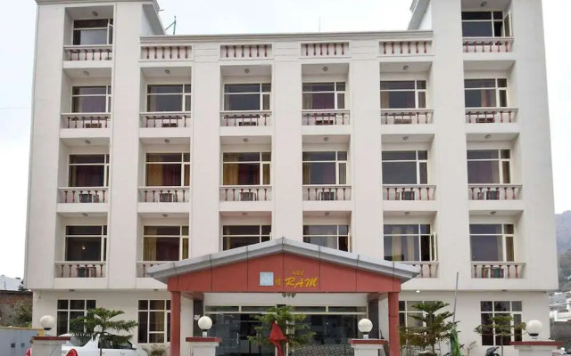 Hotel shree palace, katra ,