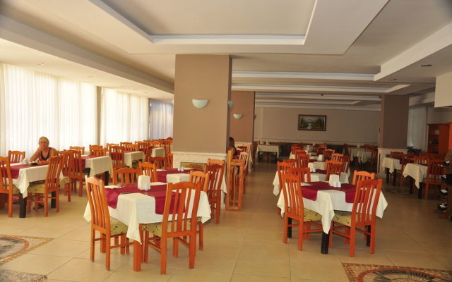 Cinar Garden Apart Hotel