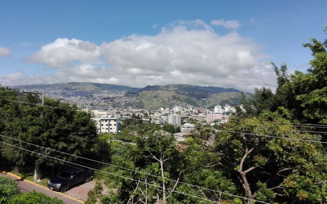 President House Hotel - Hostel
