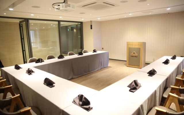 Hotel Golden Daisy Seogwipo Ocean