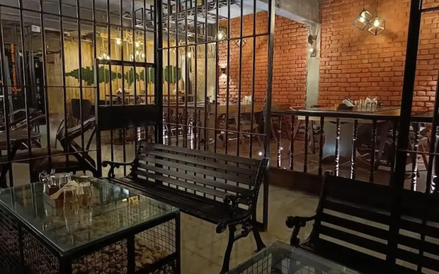 Hotel Hirapanna