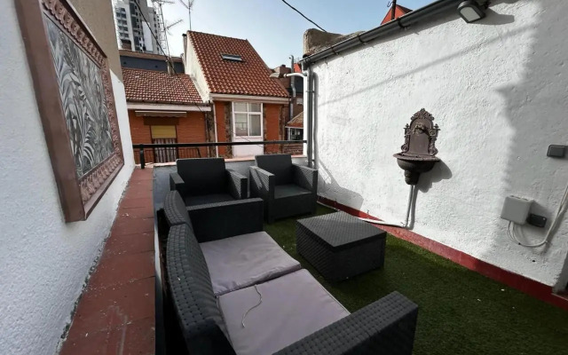 Apartamento con terraza céntrico moderno Nuevo