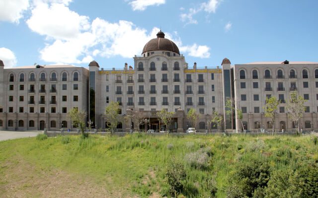 Golden Palace Hotel Resort and SPA