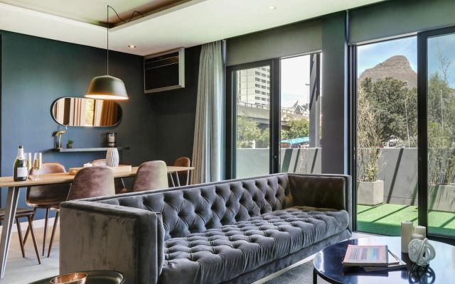 Urban luxury in the East Precinct