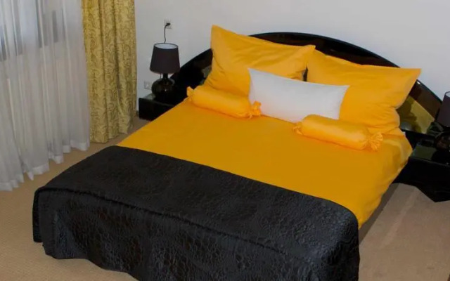 Schwarz Wienerwald Appartements