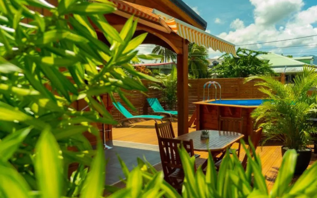 Live in Precious - Noubana Tona***