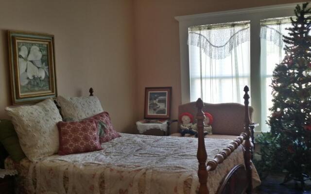 Swann Hotel Bed & Breakfast