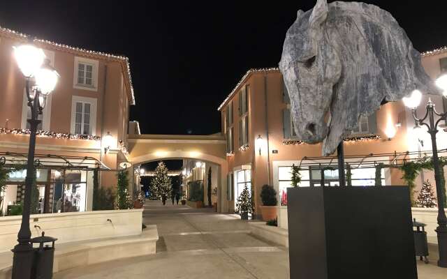 Première Classe Istres