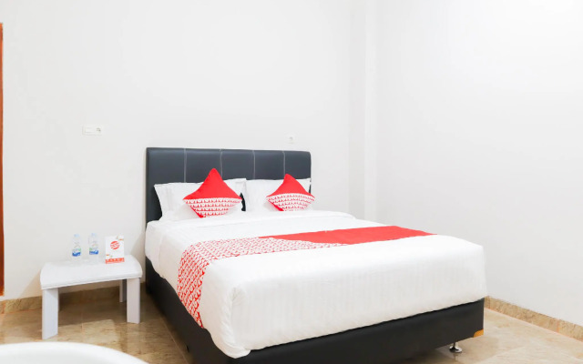 Hotel O Axl Residence