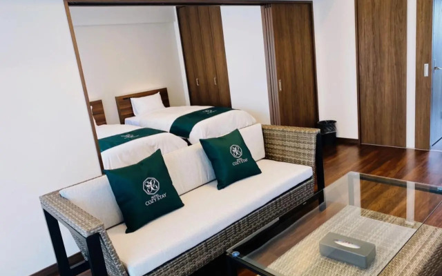 Hotel Y'Rise To Urasoe
