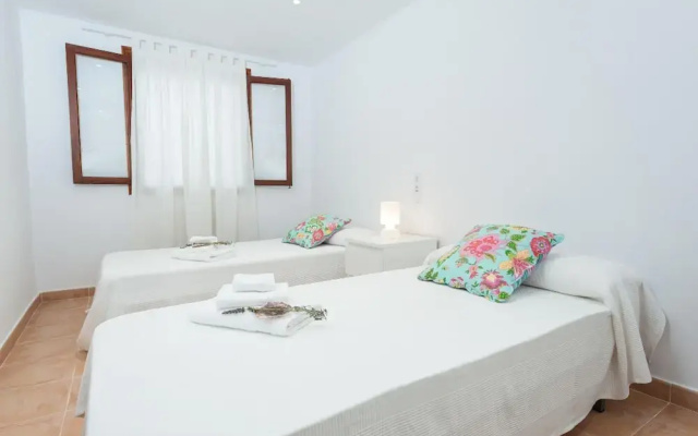 Voramar in Alc dia With 3 Bedrooms and 2 Bathrooms - Villas_and_Bungalows in Alcudia - Photo 2