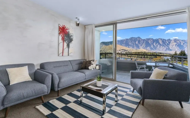 Lomond Retreat - Near Cbd Executive Apartment