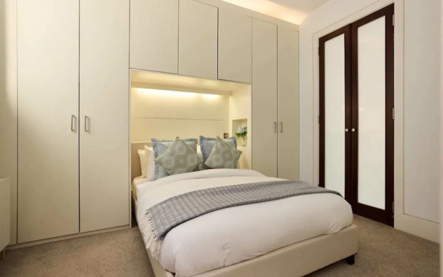 The Radnor Mews Residence Stylish 3bdr Mews House