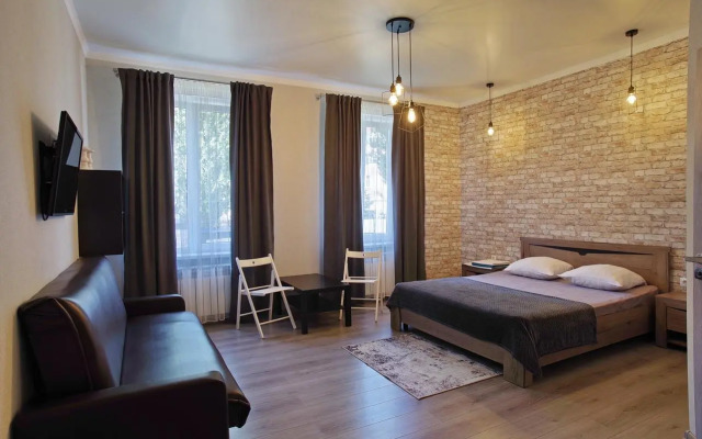 Fox House (Фокс Хаус)