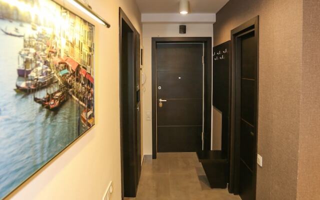 Hosthub 2 Bedroom near Dry Bridge SmartTV