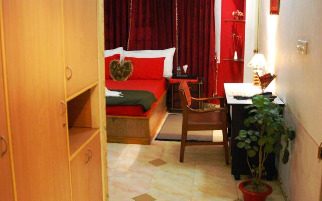 Babylon Garden Serviced Apartments