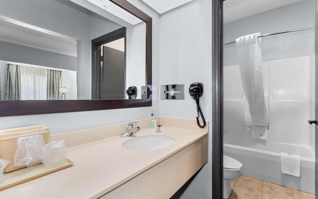 Quality Inn & Suites Florence Civic Center