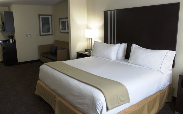 Holiday Inn Express Yorkton East, an IHG Hotel