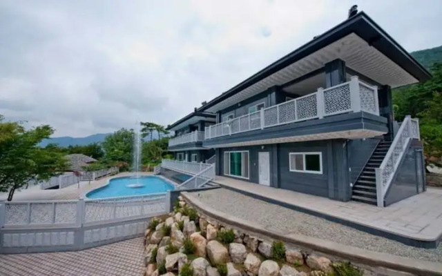 Seongju Gayagyeung Pension