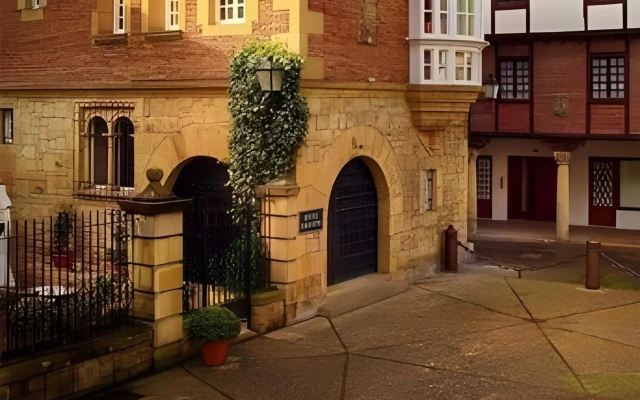 Hotel Palacete