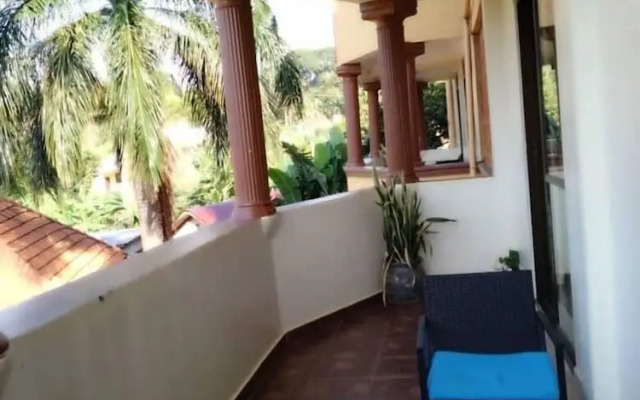 The Abode Apartments Bed & Breakfast Suite
