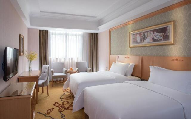 Vienna Hotel Shenzhen Buji Ganli Road Branch