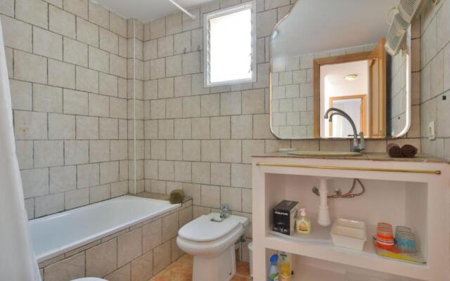 28 Townhouse 200mts from sea/beach