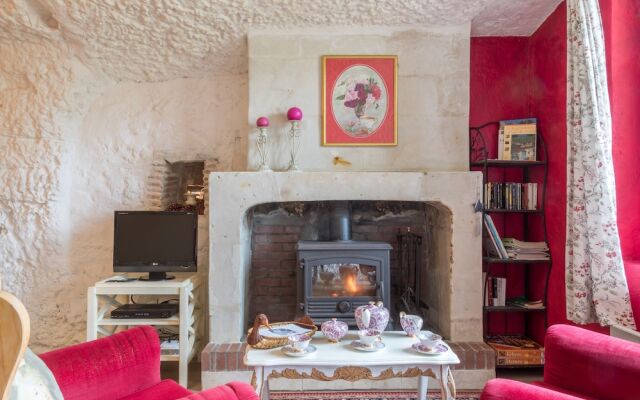 Gîtes troglodytes de la Rochère