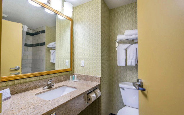 Clarion Hotel & Conference Centre