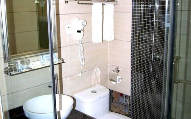 Perfect Season Hotel (Tiexi Branch)
